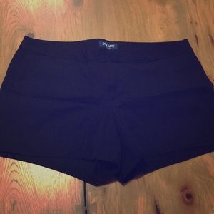 Old Navy black shorts